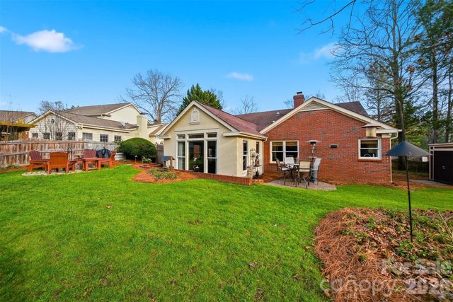 609 Fredricksburg Road, Matthews, NC 28105