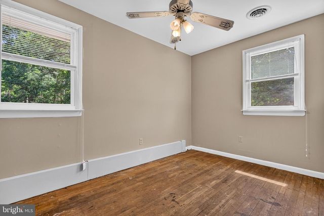 55 BITTLE AVE, Berlin, NJ 08009