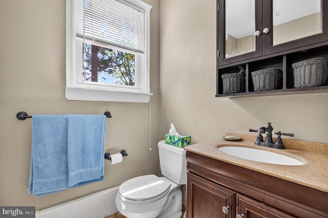 55 BITTLE AVE, Berlin, NJ 08009