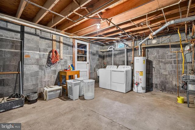 55 BITTLE AVE, Berlin, NJ 08009