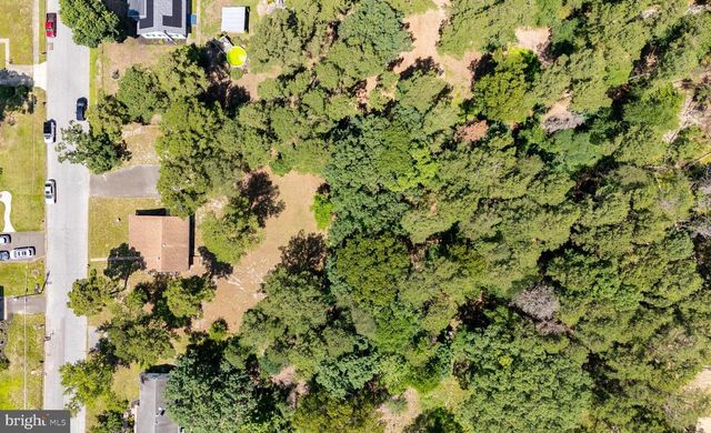 55 BITTLE AVE, Berlin, NJ 08009