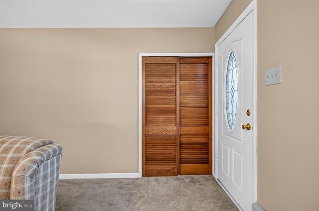 55 BITTLE AVE, Berlin, NJ 08009