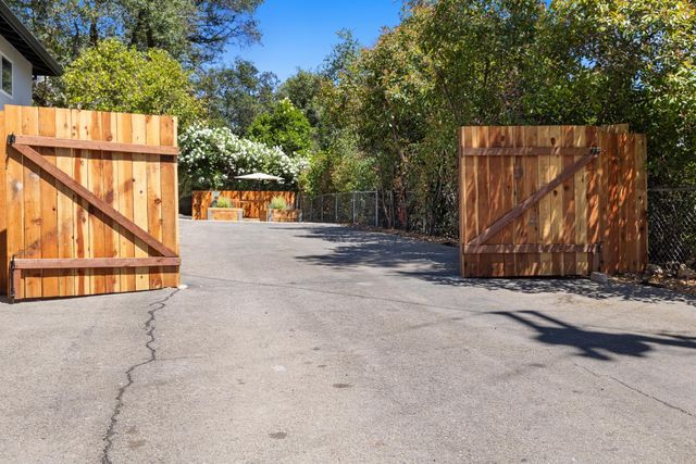 7267 Shadow Oak, Granite Bay, CA 95746