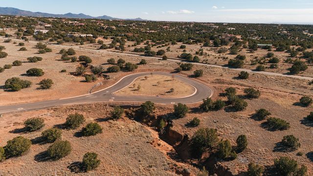 55 Tierra Antigua, Santa Fe, NM 87506