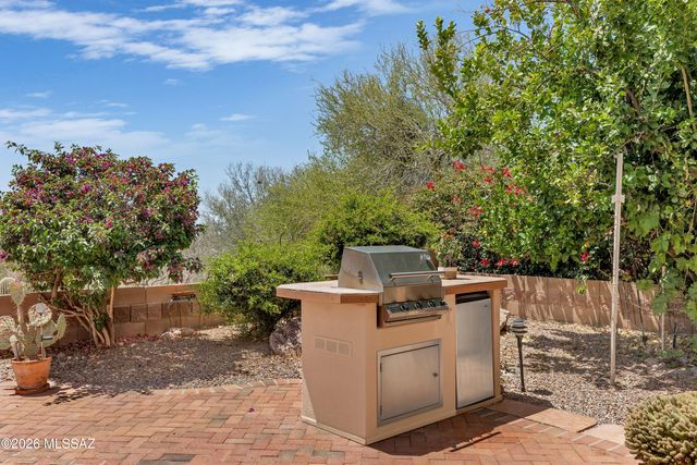 5231 W Arid Canyon Drive, Marana, AZ 85658