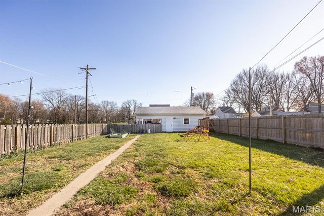 1116 La Salle Street, Belleville, IL 62221
