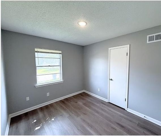 5382 BEAVERTON DR, Memphis, TN 38127