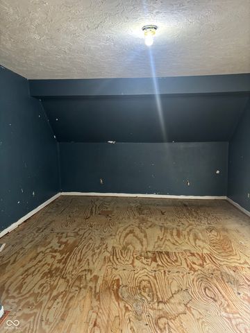 114 E 11th Street, Alexandria, IN 46001