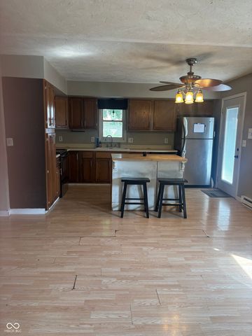 114 E 11th Street, Alexandria, IN 46001