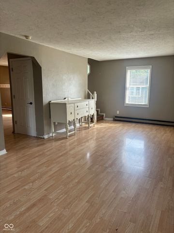 114 E 11th Street, Alexandria, IN 46001