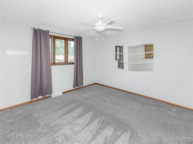 418 Vermont St, Bethalto, IL 62010