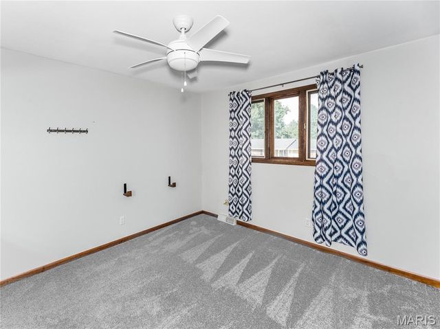 418 Vermont St, Bethalto, IL 62010