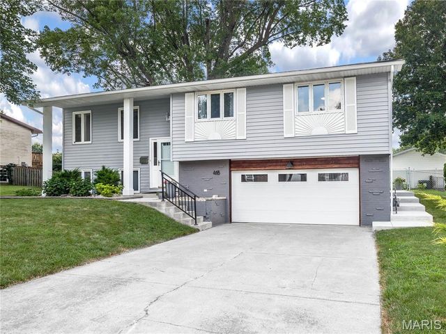 418 Vermont St, Bethalto, IL 62010