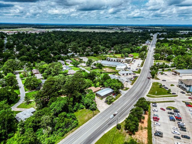 203 State Highway 75 N, Huntsville, TX 77320