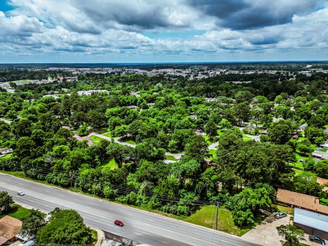 203 State Highway 75 N, Huntsville, TX 77320
