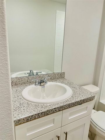 412 Alva Street, Azle, TX 76020