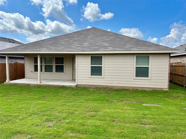 412 Alva Street, Azle, TX 76020