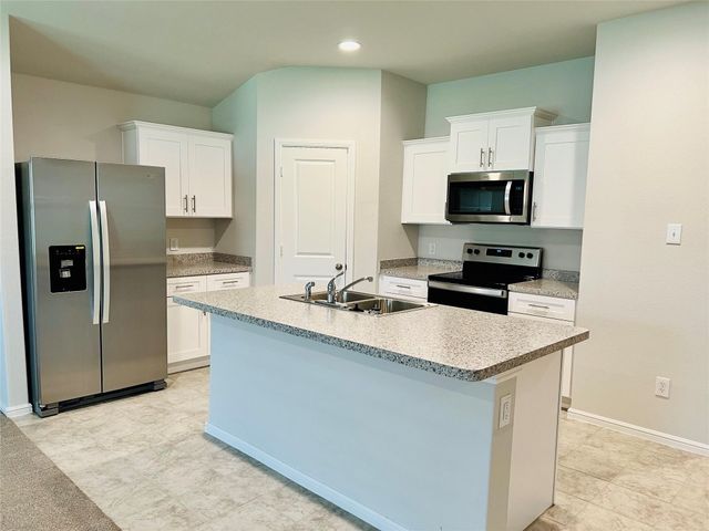 412 Alva Street, Azle, TX 76020