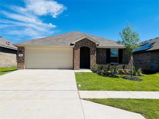 412 Alva Street, Azle, TX 76020