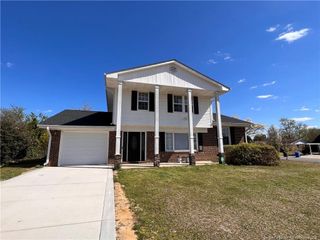 136 Brocton Drive, Fayetteville, NC 28303