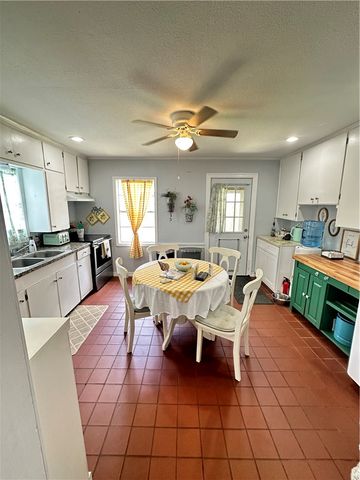 1209 Jonnell St, Corpus Christi, TX 78418