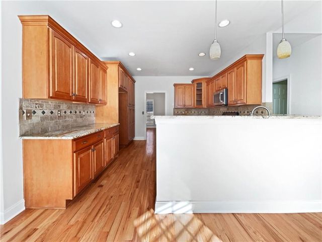 7465 Rolling Oaks Drive, Winston, GA 30187