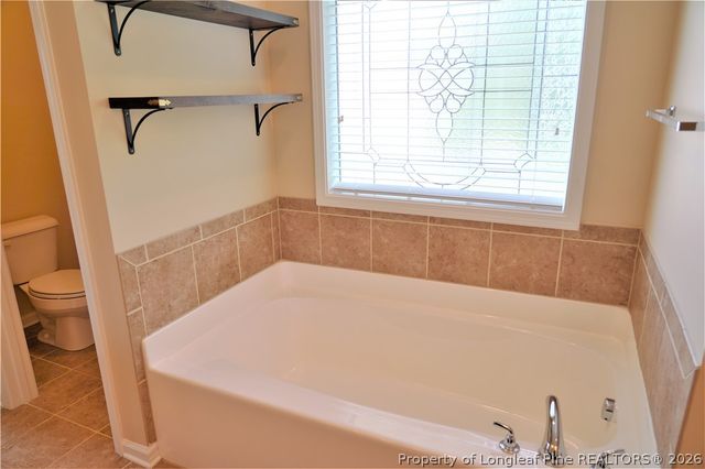 1218 Geese Court, Hope Mills, NC 28348