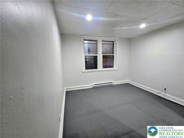 42 8th Street 2M, Allentown City, PA 18101