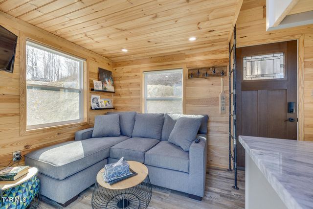 601 Watauga Overlook Drive, Butler, TN 37640