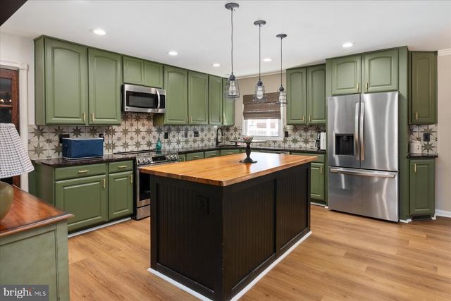 7801 HARLE RD, Pasadena, MD 21122