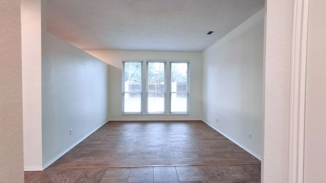 3218 Mapleridge Drive, Grapevine, TX 76051