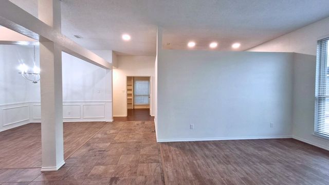 3218 Mapleridge Drive, Grapevine, TX 76051