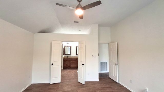 3218 Mapleridge Drive, Grapevine, TX 76051