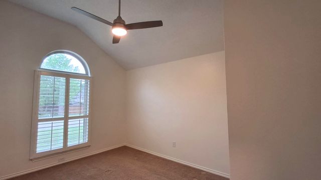 3218 Mapleridge Drive, Grapevine, TX 76051