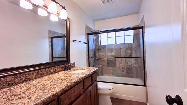 3218 Mapleridge Drive, Grapevine, TX 76051