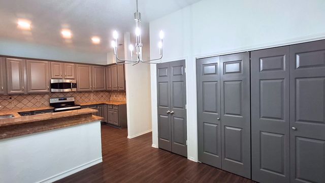 3218 Mapleridge Drive, Grapevine, TX 76051