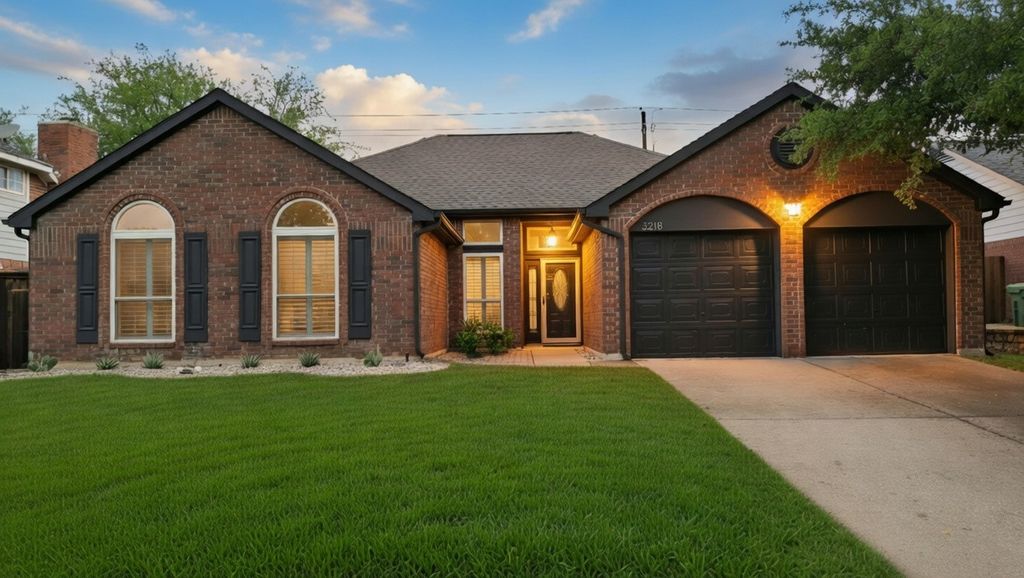 3218 Mapleridge Drive, Grapevine, TX 76051