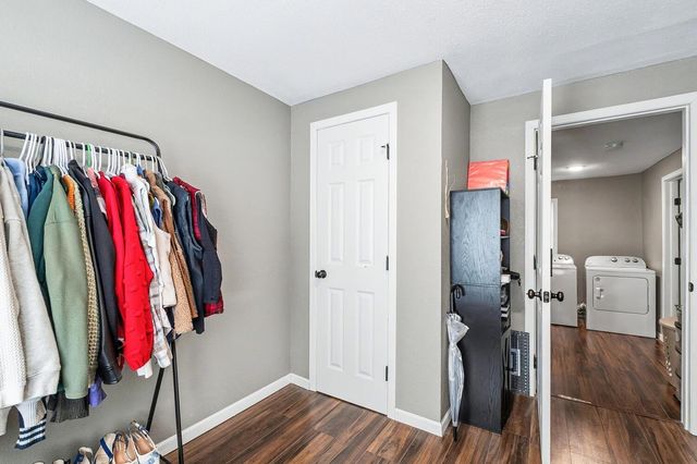 504 N Doris St, Wichita, KS 67212