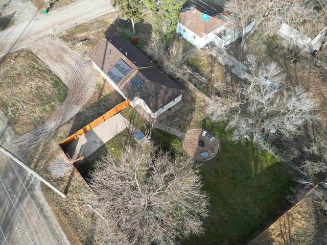 504 N Doris St, Wichita, KS 67212