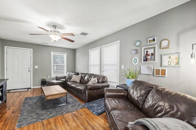 504 N Doris St, Wichita, KS 67212