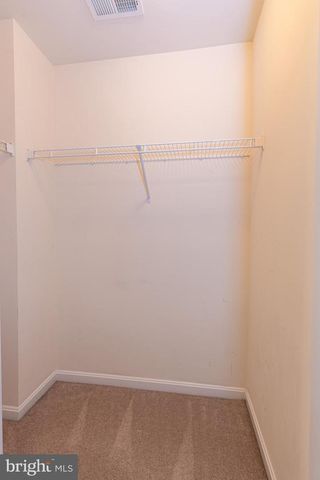 1034 BAKERSFIELD LN, Fredericksburg, VA 22401