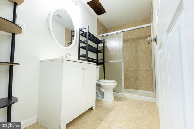 1034 BAKERSFIELD LN, Fredericksburg, VA 22401