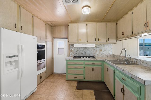 5508 W Lazy Heart Street, Tucson, AZ 85713