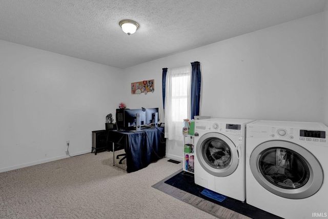 1099 Middle Leesville Road, Bedford, IN 47421