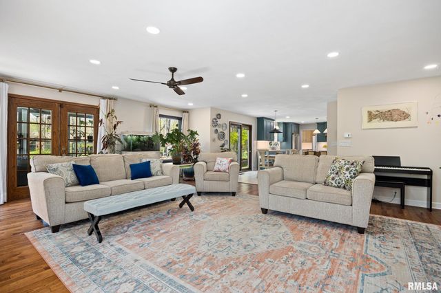 12215 WAKE ROBIN Way, Dunlap, IL 61525