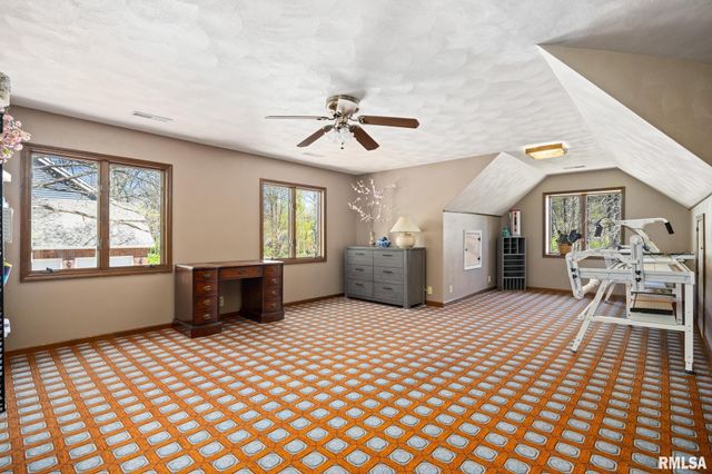12215 WAKE ROBIN Way, Dunlap, IL 61525