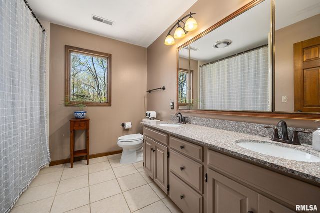 12215 WAKE ROBIN Way, Dunlap, IL 61525