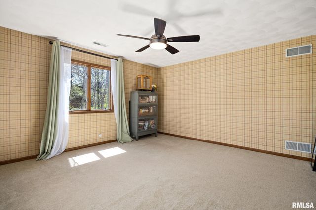 12215 WAKE ROBIN Way, Dunlap, IL 61525