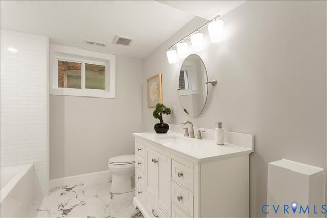 2400 Rosewood Ave, Richmond, VA 23220