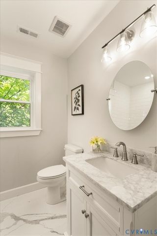 2400 Rosewood Ave, Richmond, VA 23220